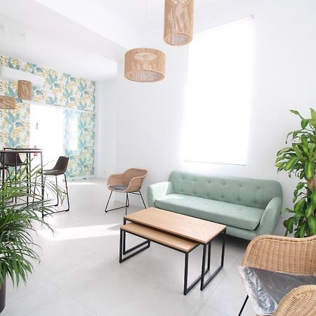 Hostal Tropical Motril Luaran gambar