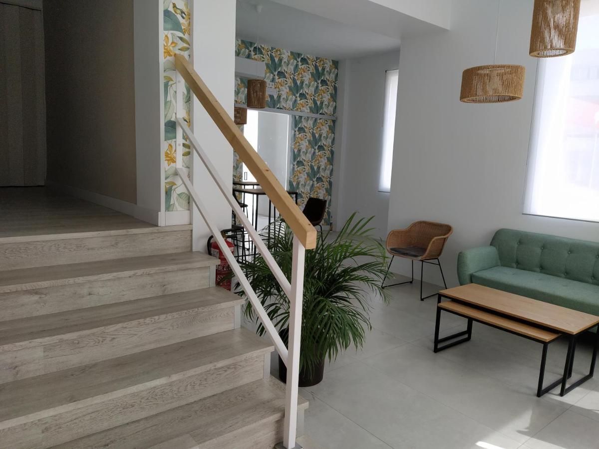 Hostal Tropical Motril Luaran gambar