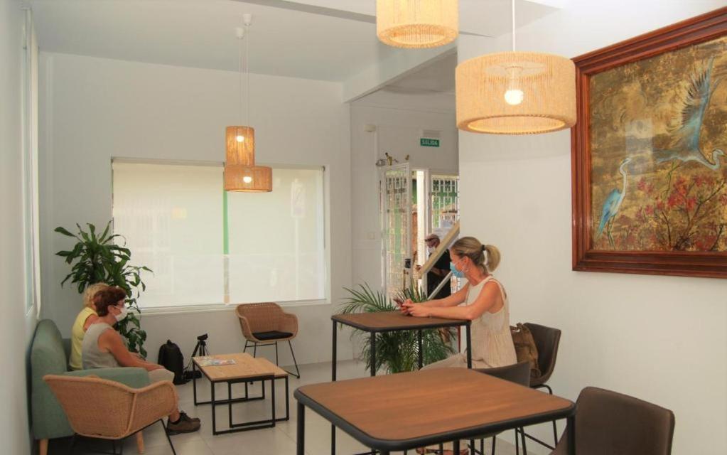 Hostal Tropical Motril Luaran gambar